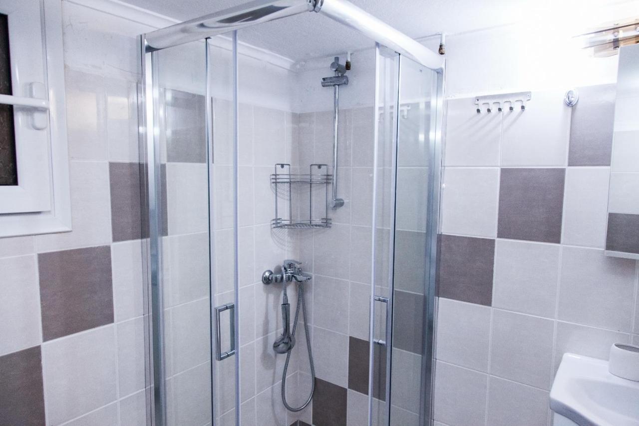 Cozy Apartment Near Stavros Niarchos Park Athen Eksteriør bilde