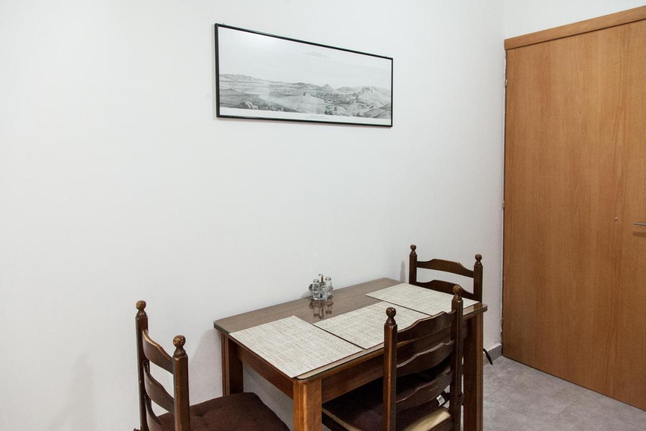 Cozy Apartment Near Stavros Niarchos Park Athen Eksteriør bilde