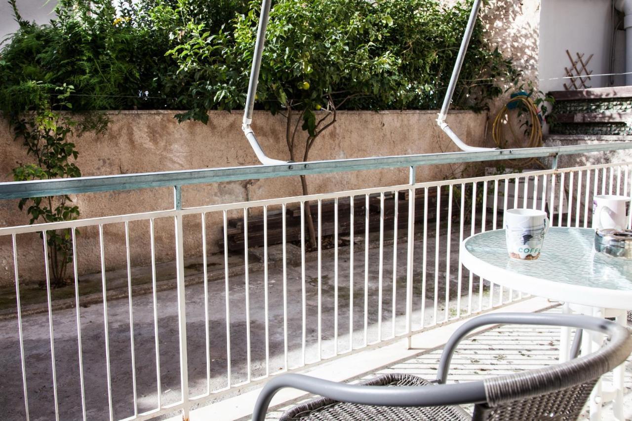 Cozy Apartment Near Stavros Niarchos Park Athen Eksteriør bilde